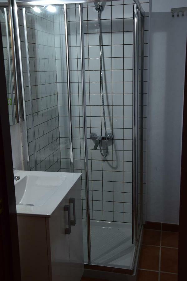 Apartamento-Estudio En Villa Con Piscina Malaga Bagian luar foto